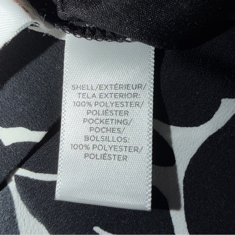 Loft Black and White Patterned Romper Never Worn Size 4 - Picture 7 of 9